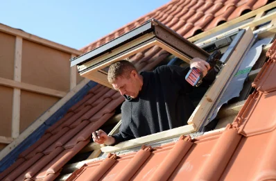 Pose de fenêtres de toit Velux à Sainte-Croix-Vallée-Française